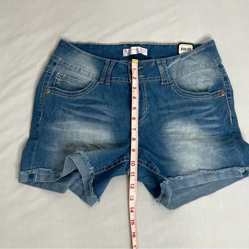 NOBO No Boundaries Blue Jean Shorts Distressed Size 13 Embroidered Pockets - Picture 7 of 7